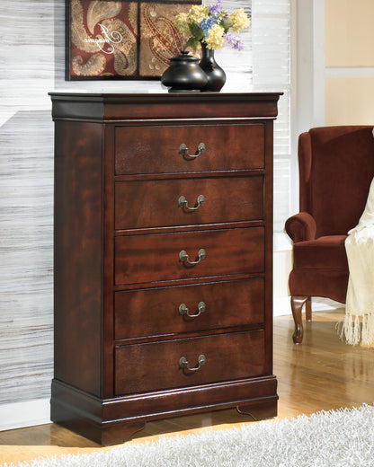 Alisdair Queen Sleigh Bed, Dresser, Mirror, 2 Chests and 2 Nightstands