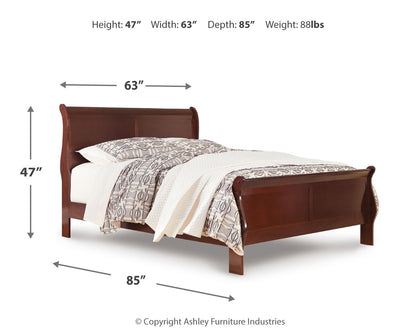 Alisdair Queen Sleigh Bed, Dresser and Mirror