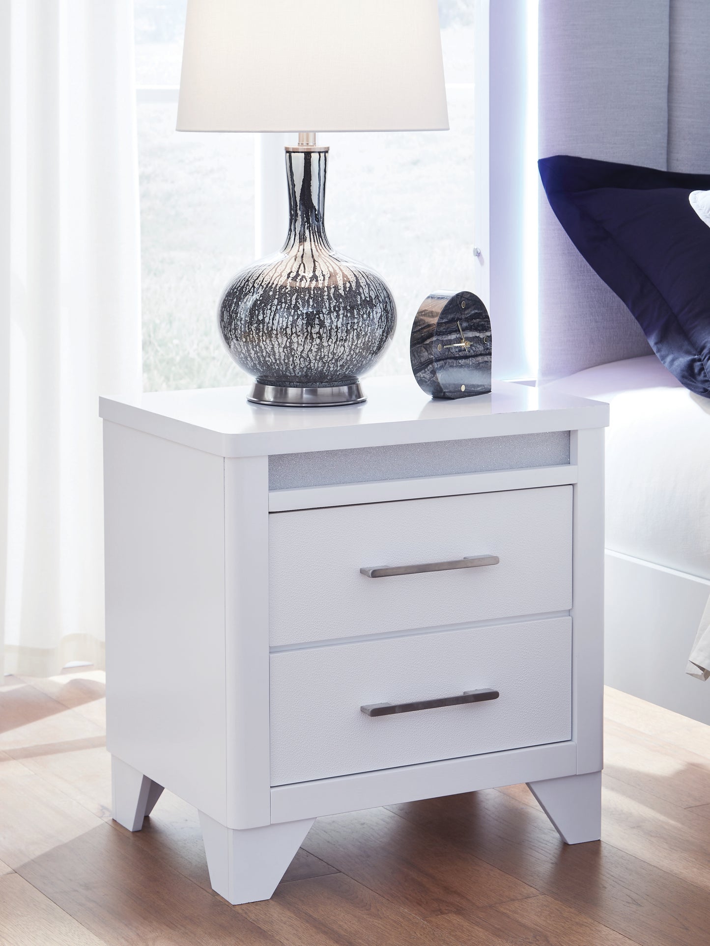 Jarlee King Panel Bed, Dresser, Mirror and Nightstand