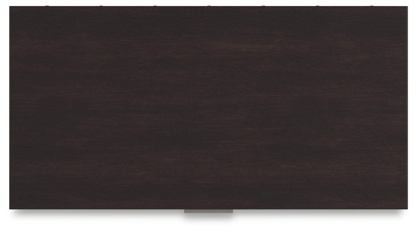 Covetown Full Panel Bed, Chest and Nightstand