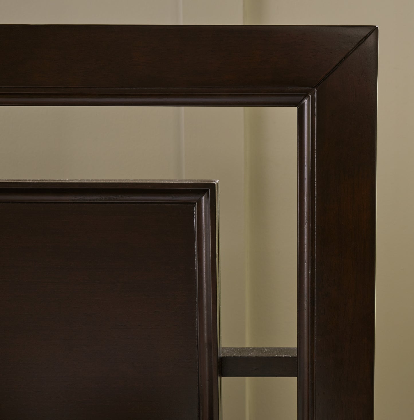 Covetown Queen Panel Bed, Dresser and Mirror