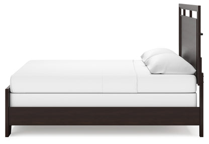 Covetown King Panel Bed, Dresser and Mirror