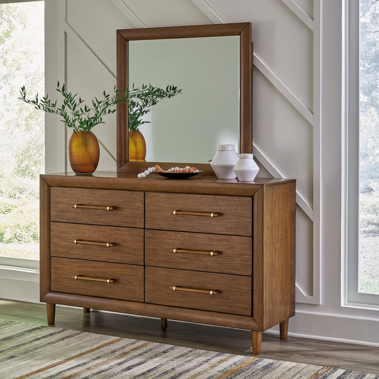 Lyncott Queen Upholstered Bed, Dresser, Mirror and Nightstand