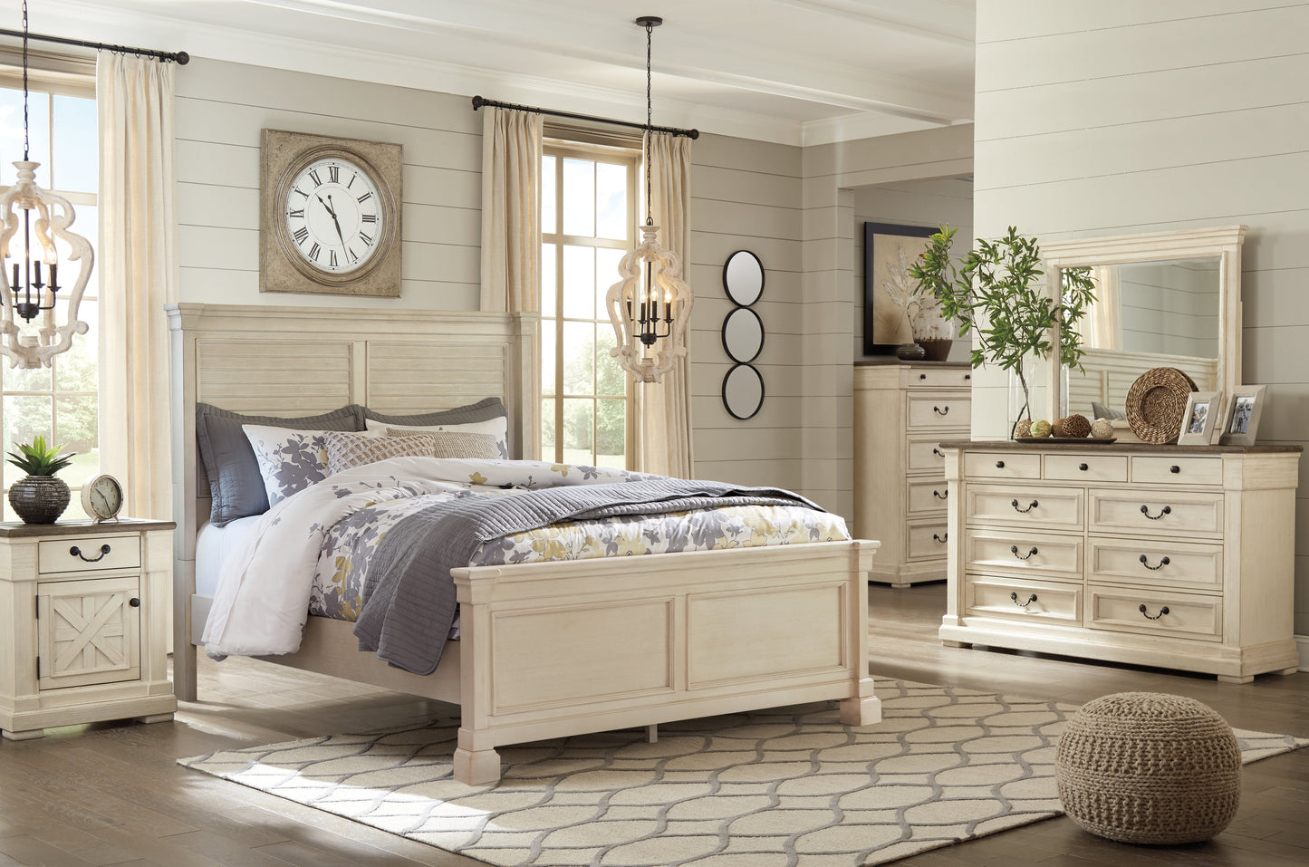 Bolanburg Queen Panel Bed, Chest and 2 Nightstands