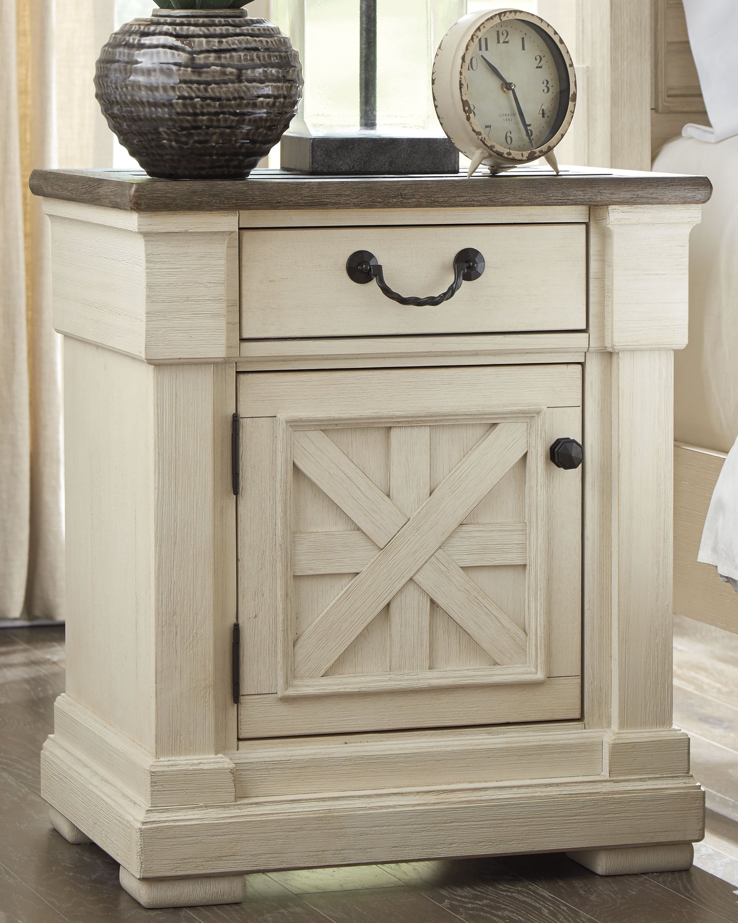 Bolanburg King Panel Bed, Dresser, Mirror, and Nightstand