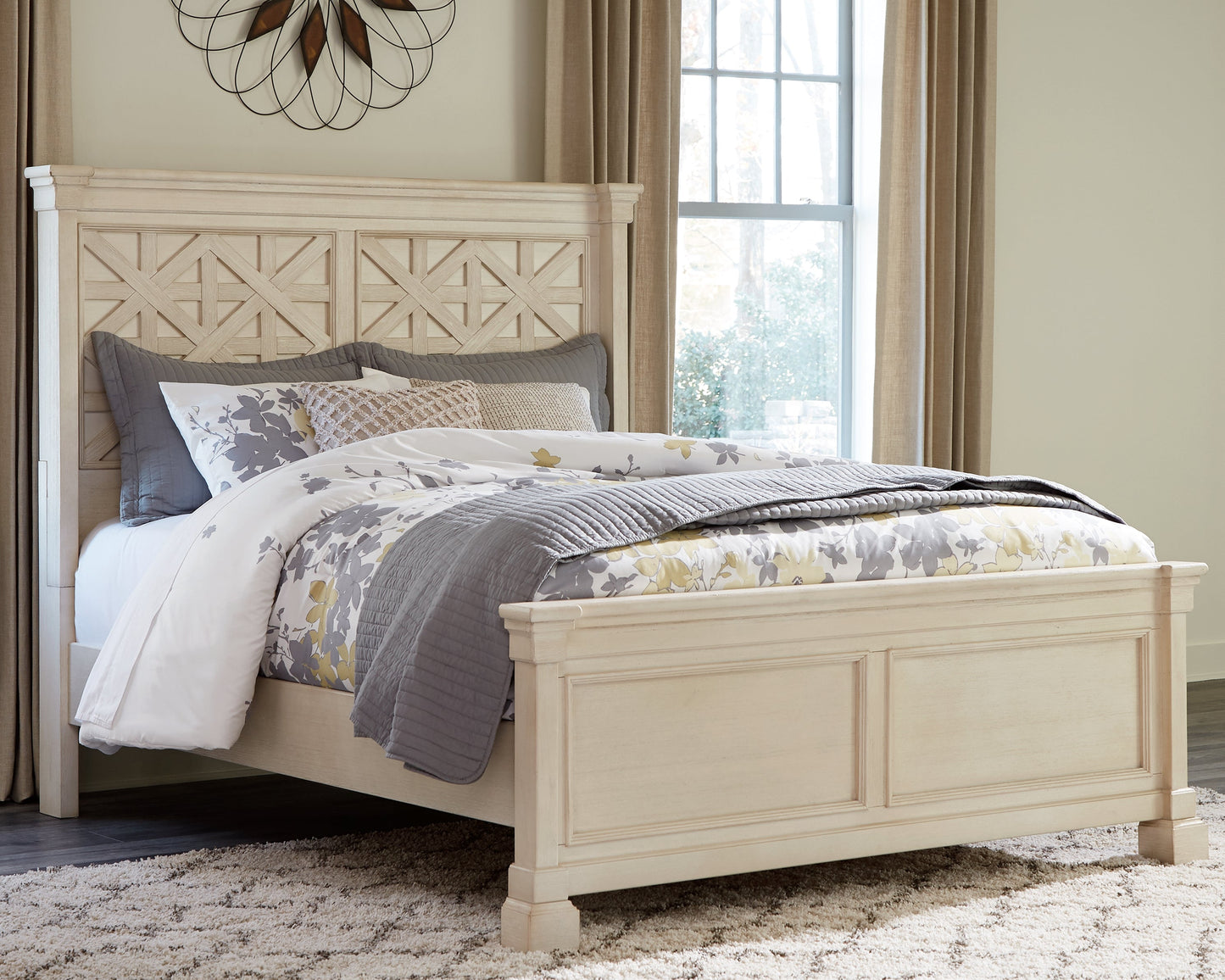 Bolanburg Queen Panel Bed, Dresser, Mirror, and Nightstand