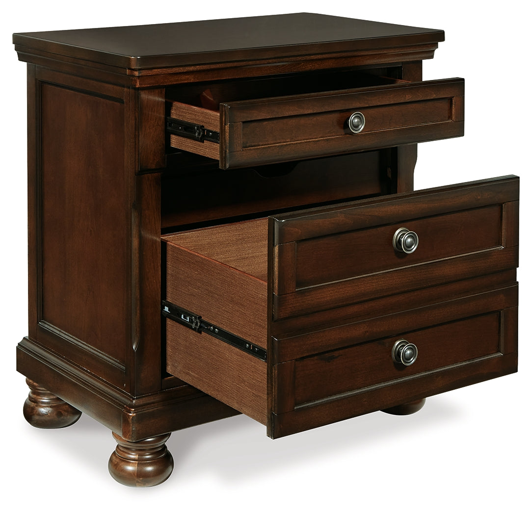 Porter King Panel Bed, Chest and 2 Nightstands