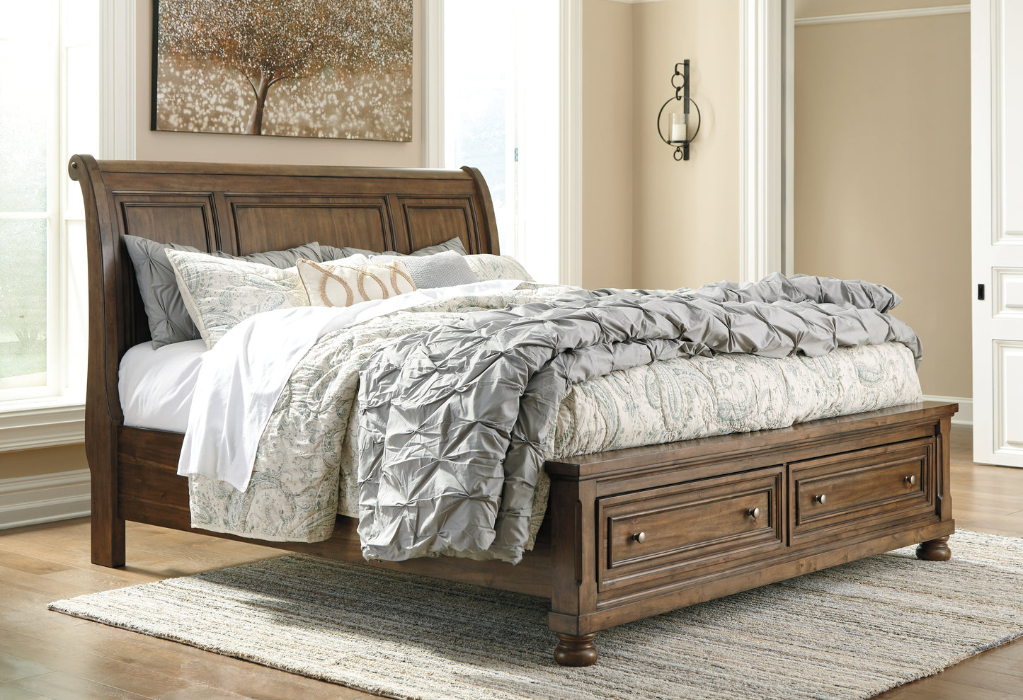 Flynnter King Bed, Dresser, Chest and 2 Nightstands