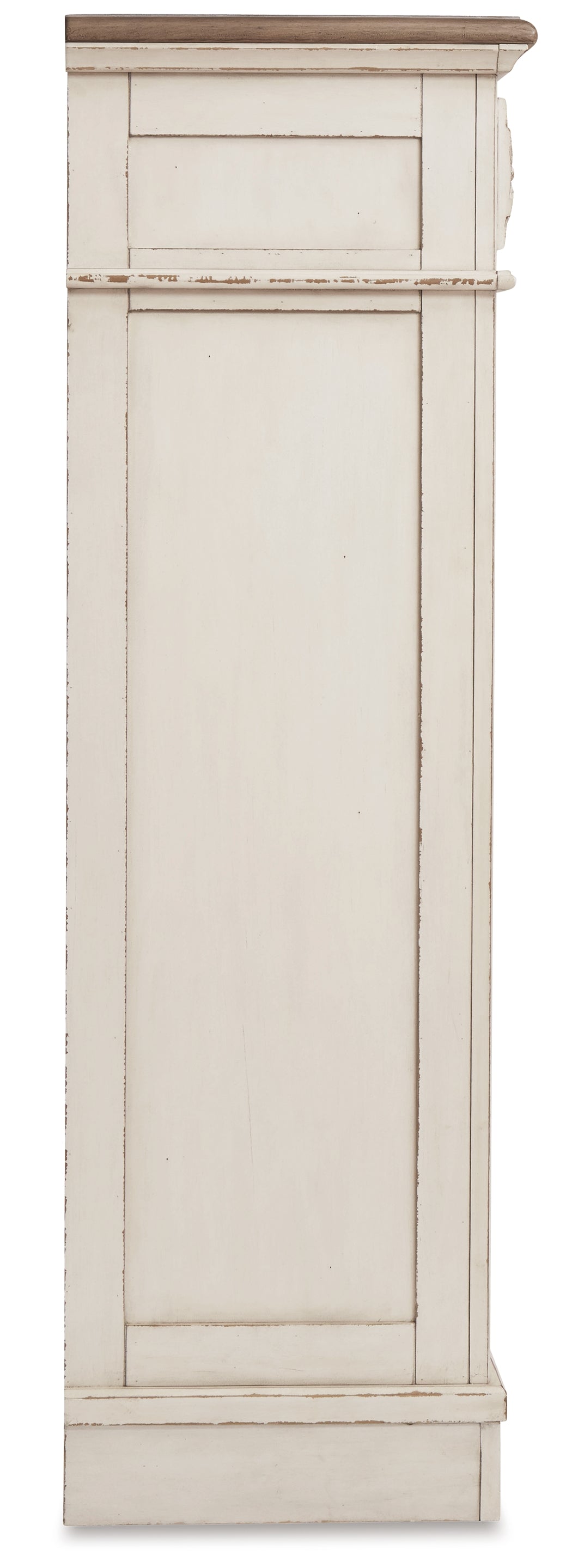 Realyn Queen Panel Bed Dresser, Mirror, Chest and Nightstand