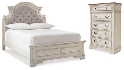 Realyn Full Panel Bed and Chest