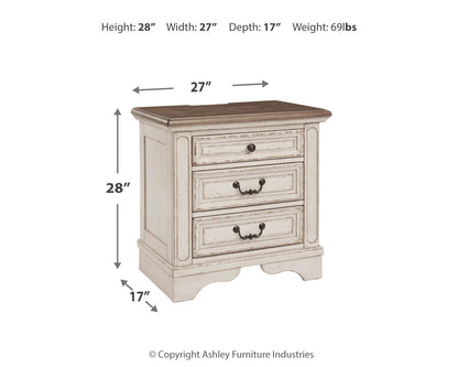 Realyn Queen Upholstered Panel Bed, Dresser, Mirror and 2 Nightstands