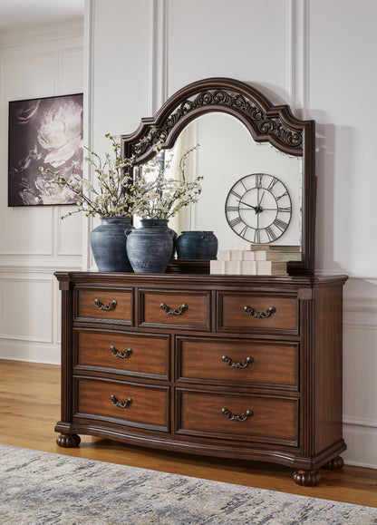 Lavinton Queen Poster Bed, Dresser, Mirror, Chest and 2 Nightstands