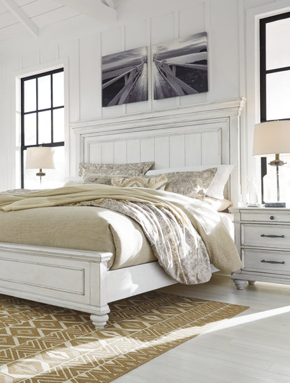 Kanwyn California King Panel Bed