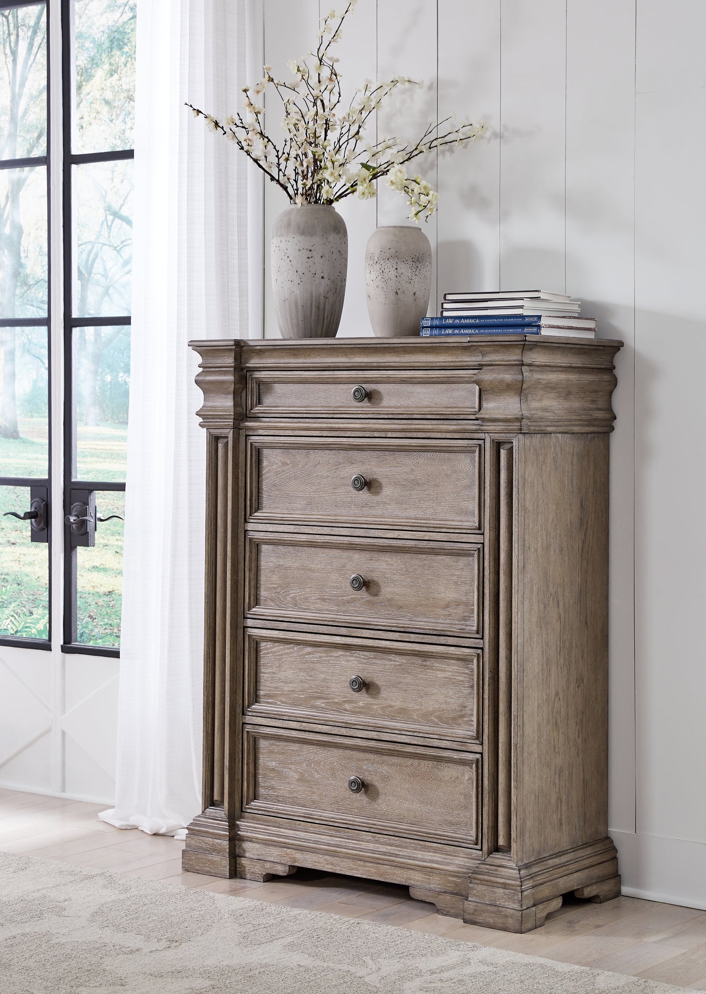 Blairhurst King Panel Bed, Dresser, Chest and 2  Nightstands