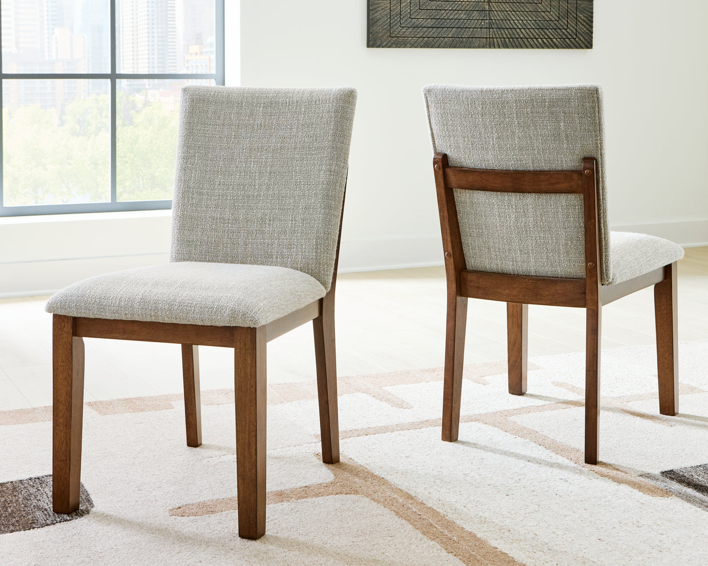 Kraeburn Dining Table and 4 Chairs
