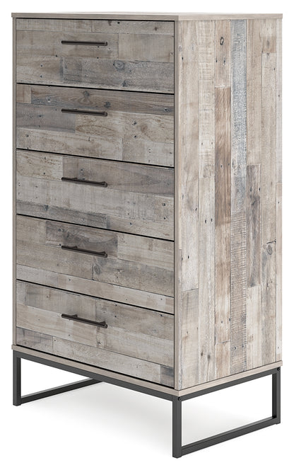 Neilsville Queen Platform Bed, Dresser, Chest and 2 Nightstands