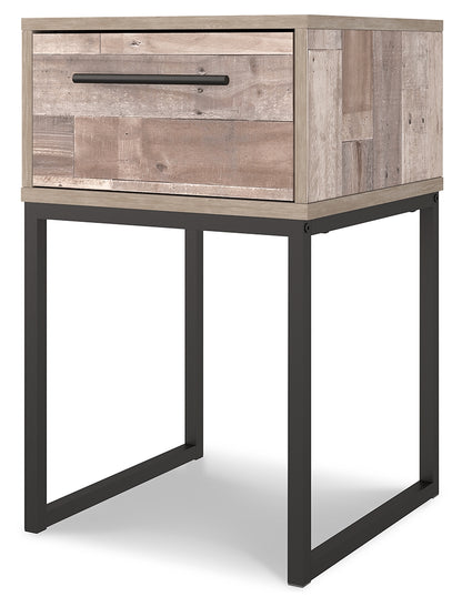 Neilsville Queen Platform Bed, Dresser, Chest and 2 Nightstands