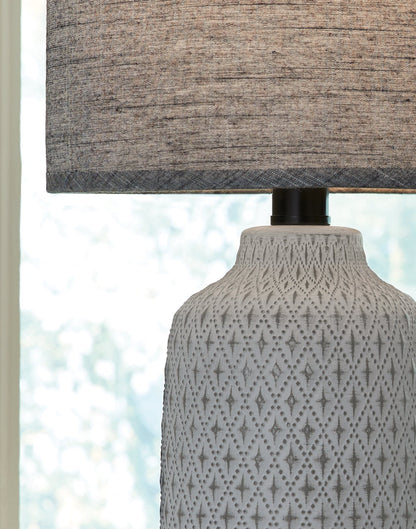Donnford Table Lamp (Set of 2)