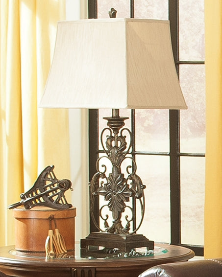 Sallee Table Lamp (Set of 2)