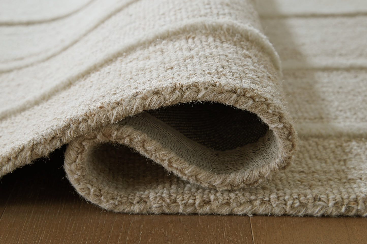 Teelgan Extra Large Rug