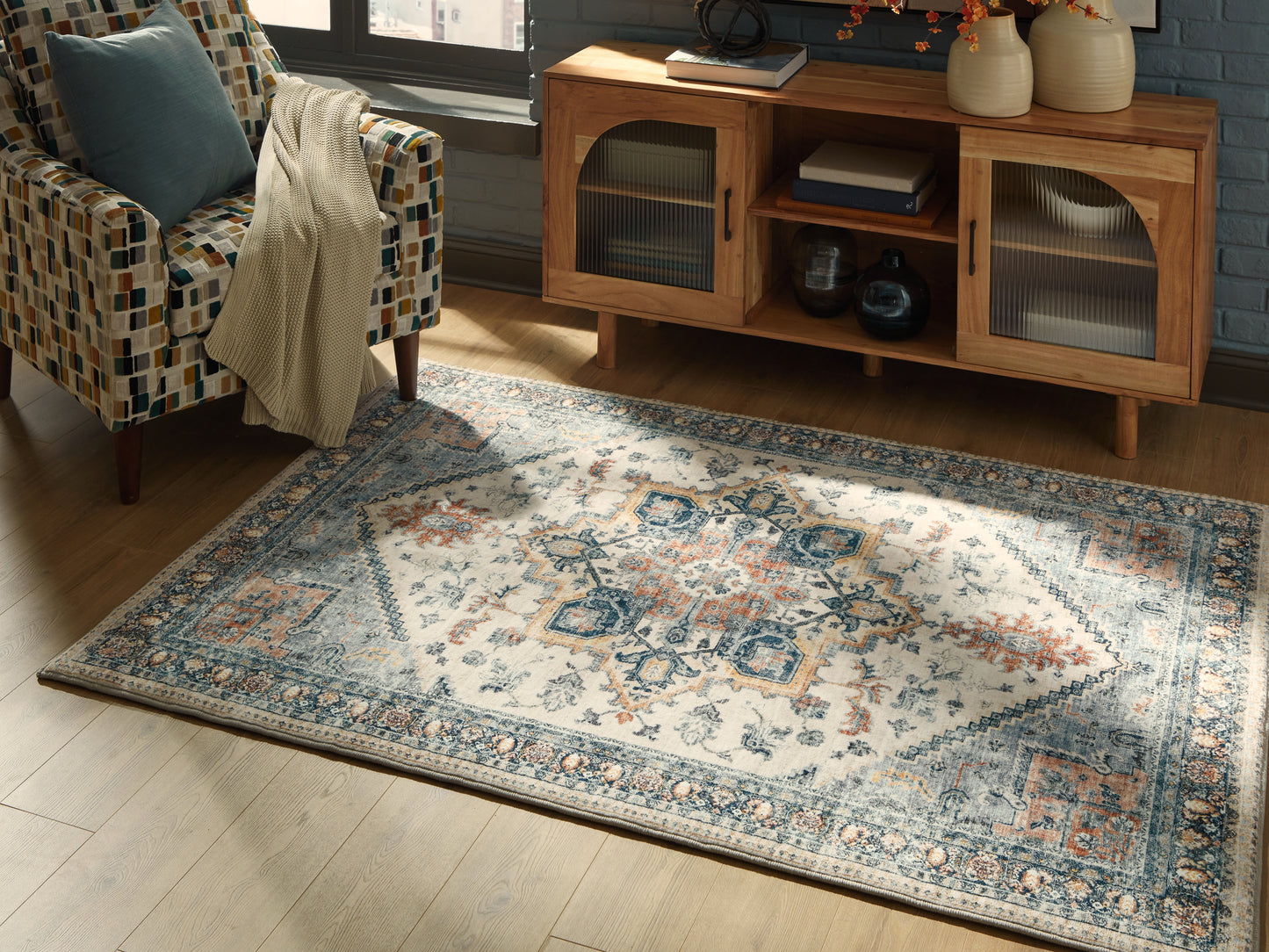 Wallney 5' x 7' Area Rug