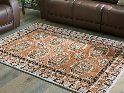 Qaabiz 5' x 7' Area Rug