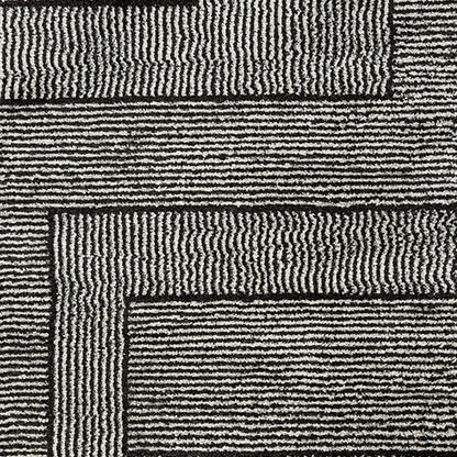 Kurtmen 5' x 7' Area Rug