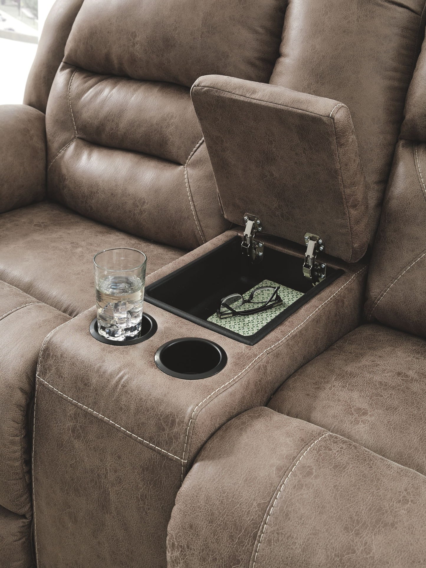 Stoneland - Dbl Reclining Loveseat W/Console - Faux Leather - Fossil